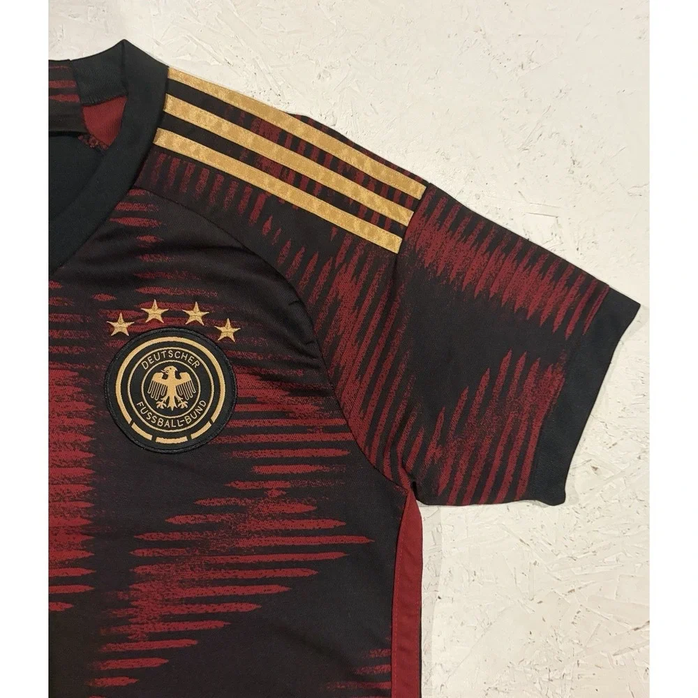 Germany Jersey Away Football Shirt 2022 - 23 Red Adidas Trikot Mens Size S Slim